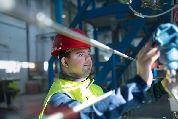 How to Integrate Gait Analysis in Tailoring Custom Running Shoes for Marathon Runners?